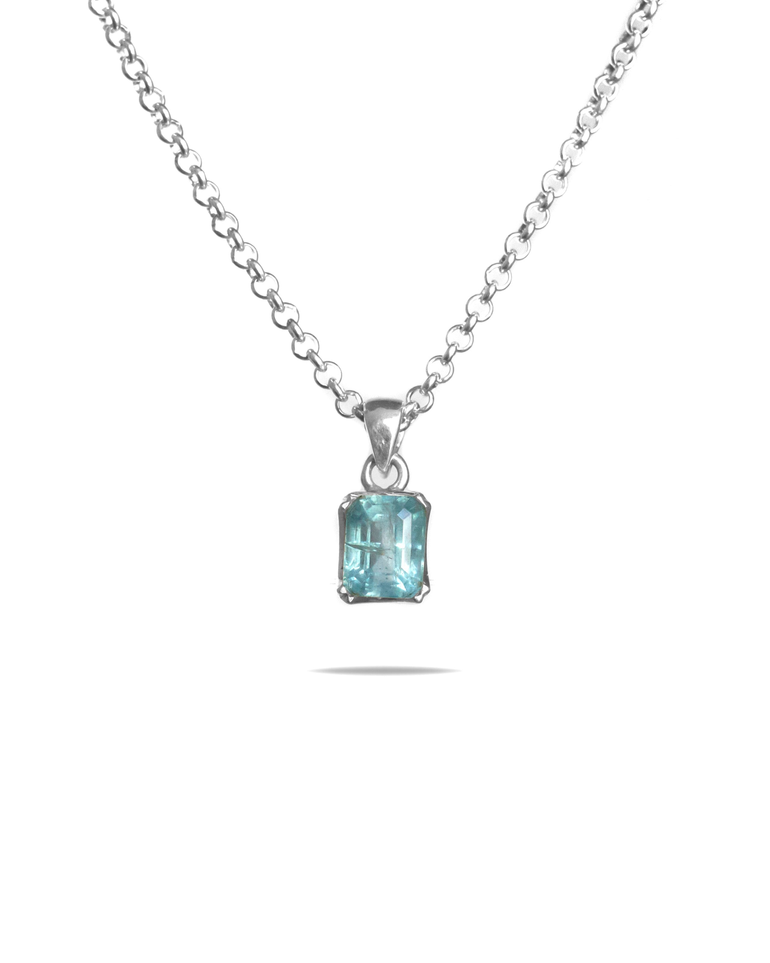 Aquamarine Necklace in sterling silver 