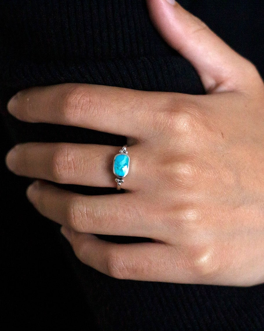 fine turquoise ring in sterling silver